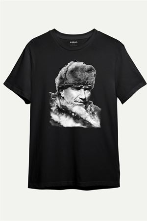 ATATÜRK BASKILI SİYAH TİŞÖRT